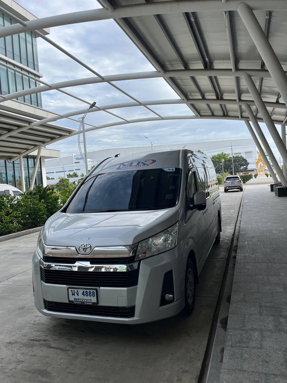 Toyota Commuter VIP
