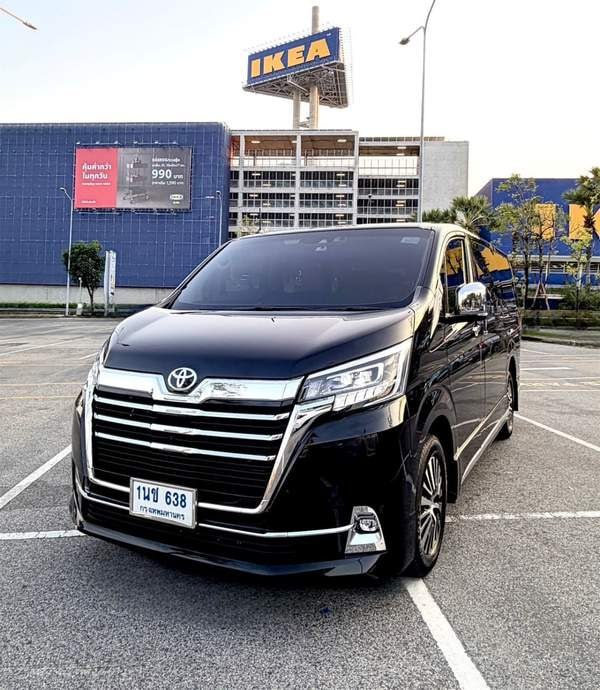 เช่ารถตู้ VIP Toyota Majesty Grande พร้อมคนขับ - มงคลศิริทัวร์